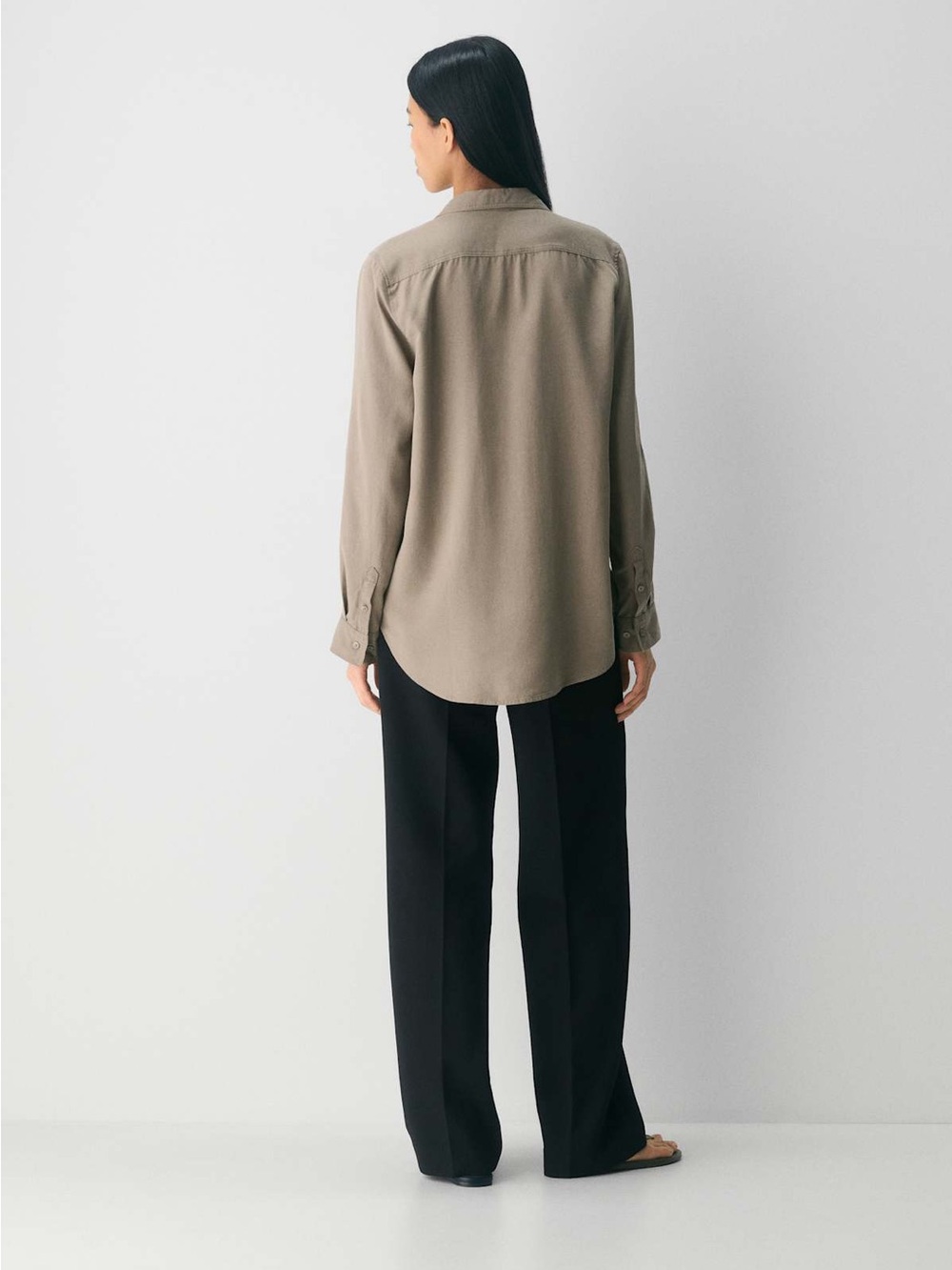 Aritzia Babaton Utility Button Down Shirt - Picture 2 of 11